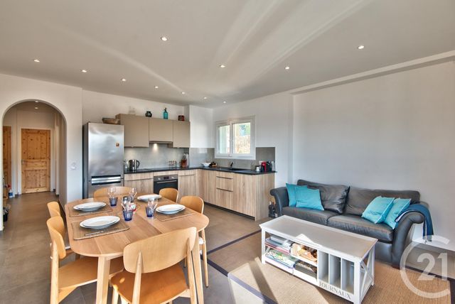 Appartement F3 à vendre - 3 pièces - 56.0 m2 - VILLEFRANCHE SUR MER - 06 - PROVENCE-ALPES-COTE-D-AZUR - Century 21 Lafage Transactions