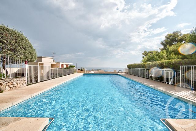 Appartement F3 à vendre - 3 pièces - 62.11 m2 - VILLEFRANCHE SUR MER - 06 - PROVENCE-ALPES-COTE-D-AZUR - Century 21 Lafage Transactions