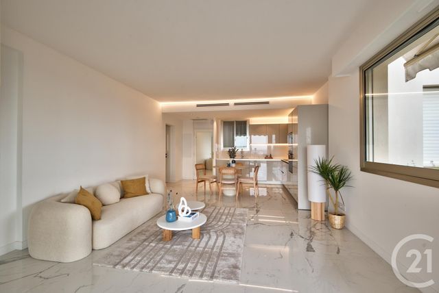 Appartement F3 à vendre - 3 pièces - 62.11 m2 - VILLEFRANCHE SUR MER - 06 - PROVENCE-ALPES-COTE-D-AZUR - Century 21 Lafage Transactions