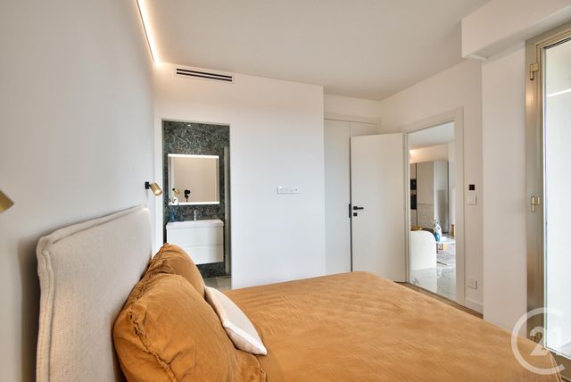 Appartement F3 à vendre - 3 pièces - 62.11 m2 - VILLEFRANCHE SUR MER - 06 - PROVENCE-ALPES-COTE-D-AZUR - Century 21 Lafage Transactions