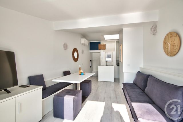 Appartement F3 à vendre - 3 pièces - 37.0 m2 - VILLEFRANCHE SUR MER - 06 - PROVENCE-ALPES-COTE-D-AZUR - Century 21 Lafage Transactions