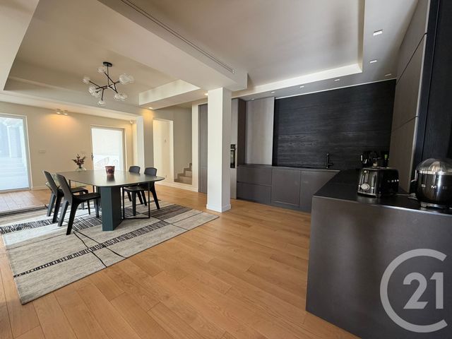 maison à vendre - 4 pièces - 171.0 m2 - VILLEFRANCHE SUR MER - 06 - PROVENCE-ALPES-COTE-D-AZUR - Century 21 Lafage Transactions