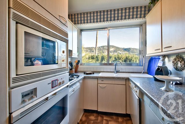 Appartement F4 à vendre - 4 pièces - 105.0 m2 - VILLEFRANCHE SUR MER - 06 - PROVENCE-ALPES-COTE-D-AZUR - Century 21 Lafage Transactions