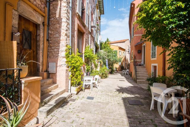 Appartement F2 à vendre - 2 pièces - 45.65 m2 - VILLEFRANCHE SUR MER - 06 - PROVENCE-ALPES-COTE-D-AZUR - Century 21 Lafage Transactions