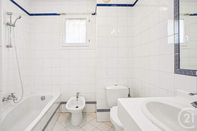 Appartement F3 à vendre - 3 pièces - 60.88 m2 - ST JEAN CAP FERRAT - 06 - PROVENCE-ALPES-COTE-D-AZUR - Century 21 Lafage Transactions