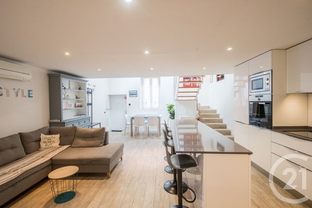 maison à vendre - 4 pièces - 100.75 m2 - VILLEFRANCHE SUR MER - 06 - PROVENCE-ALPES-COTE-D-AZUR - Century 21 Lafage Transactions