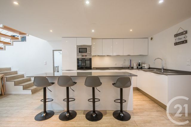 maison à vendre - 4 pièces - 100.75 m2 - VILLEFRANCHE SUR MER - 06 - PROVENCE-ALPES-COTE-D-AZUR - Century 21 Lafage Transactions