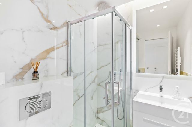 Appartement F2 à vendre - 2 pièces - 59.0 m2 - VILLEFRANCHE SUR MER - 06 - PROVENCE-ALPES-COTE-D-AZUR - Century 21 Lafage Transactions