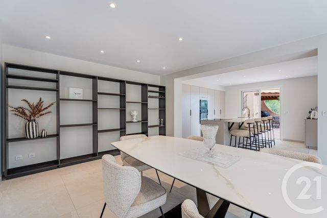 maison à vendre - 7 pièces - 215.0 m2 - ROQUEBRUNE CAP MARTIN - 06 - PROVENCE-ALPES-COTE-D-AZUR - Century 21 Lafage Transactions