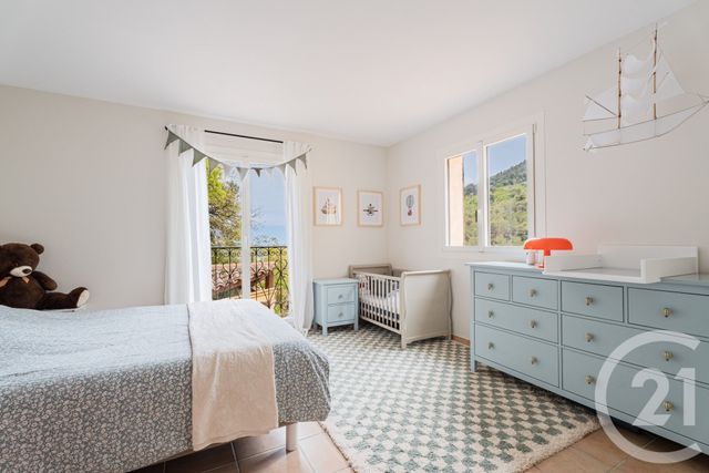 maison à vendre - 7 pièces - 215.0 m2 - ROQUEBRUNE CAP MARTIN - 06 - PROVENCE-ALPES-COTE-D-AZUR - Century 21 Lafage Transactions