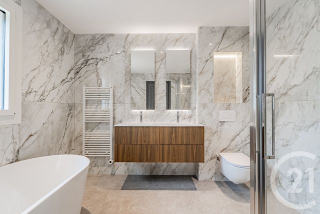 maison à vendre - 7 pièces - 215.0 m2 - ROQUEBRUNE CAP MARTIN - 06 - PROVENCE-ALPES-COTE-D-AZUR - Century 21 Lafage Transactions