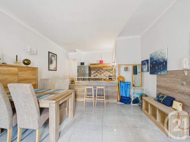 Appartement F3 à vendre - 3 pièces - 58.43 m2 - VILLEFRANCHE SUR MER - 06 - PROVENCE-ALPES-COTE-D-AZUR - Century 21 Lafage Transactions
