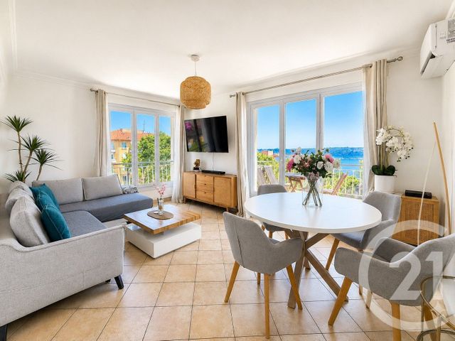 Appartement F3 à vendre - 3 pièces - 64.0 m2 - VILLEFRANCHE SUR MER - 06 - PROVENCE-ALPES-COTE-D-AZUR - Century 21 Lafage Transactions