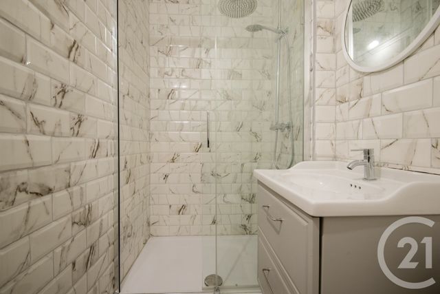 Appartement F4 à vendre - 4 pièces - 93.0 m2 - VILLEFRANCHE SUR MER - 06 - PROVENCE-ALPES-COTE-D-AZUR - Century 21 Lafage Transactions