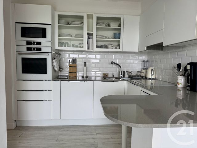 Appartement F2 à vendre - 2 pièces - 36.32 m2 - VILLEFRANCHE SUR MER - 06 - PROVENCE-ALPES-COTE-D-AZUR - Century 21 Lafage Transactions