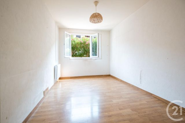 Appartement F3 à vendre - 3 pièces - 57.0 m2 - VILLEFRANCHE SUR MER - 06 - PROVENCE-ALPES-COTE-D-AZUR - Century 21 Lafage Transactions