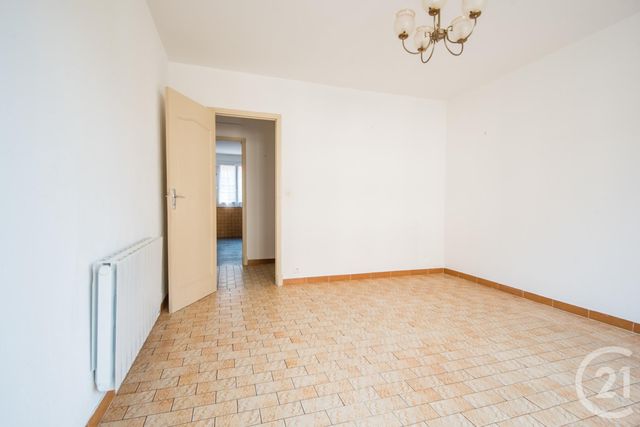 Appartement F3 à vendre - 3 pièces - 57.0 m2 - VILLEFRANCHE SUR MER - 06 - PROVENCE-ALPES-COTE-D-AZUR - Century 21 Lafage Transactions