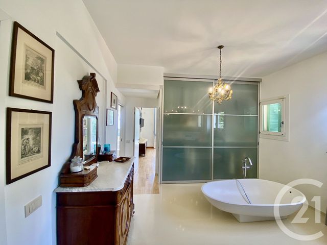 maison à vendre - 5 pièces - 210.0 m2 - MENTON - 06 - PROVENCE-ALPES-COTE-D-AZUR - Century 21 Lafage Transactions