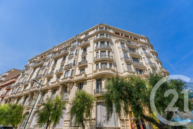 Appartement F3 à vendre - 3 pièces - 87.5 m2 - MENTON - 06 - PROVENCE-ALPES-COTE-D-AZUR - Century 21 Lafage Transactions