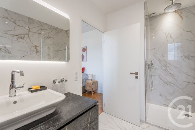 Appartement F3 à vendre - 3 pièces - 87.5 m2 - MENTON - 06 - PROVENCE-ALPES-COTE-D-AZUR - Century 21 Lafage Transactions