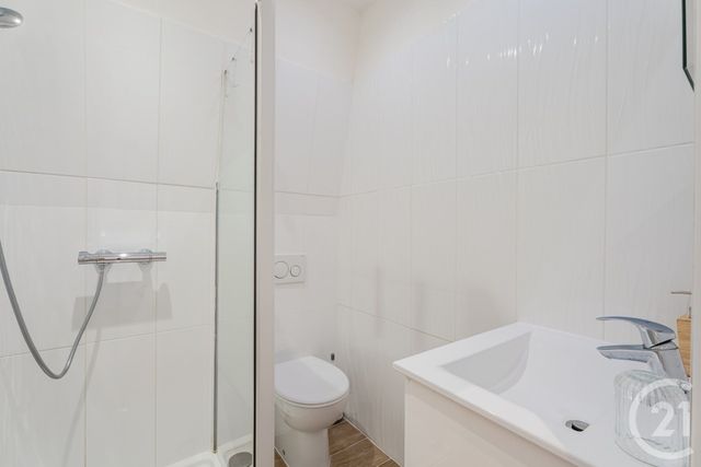 Appartement F3 à vendre - 3 pièces - 82.5 m2 - MENTON - 06 - PROVENCE-ALPES-COTE-D-AZUR - Century 21 Lafage Transactions