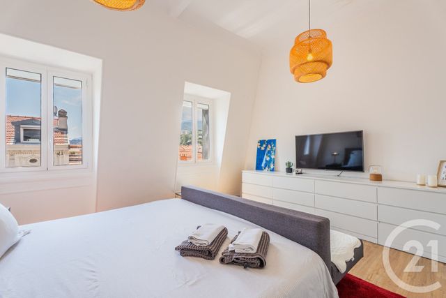 Appartement F3 à vendre - 3 pièces - 82.5 m2 - MENTON - 06 - PROVENCE-ALPES-COTE-D-AZUR - Century 21 Lafage Transactions
