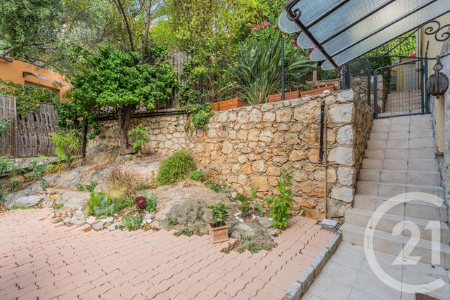 Appartement F3 à vendre - 3 pièces - 53.0 m2 - VILLEFRANCHE SUR MER - 06 - PROVENCE-ALPES-COTE-D-AZUR - Century 21 Lafage Transactions