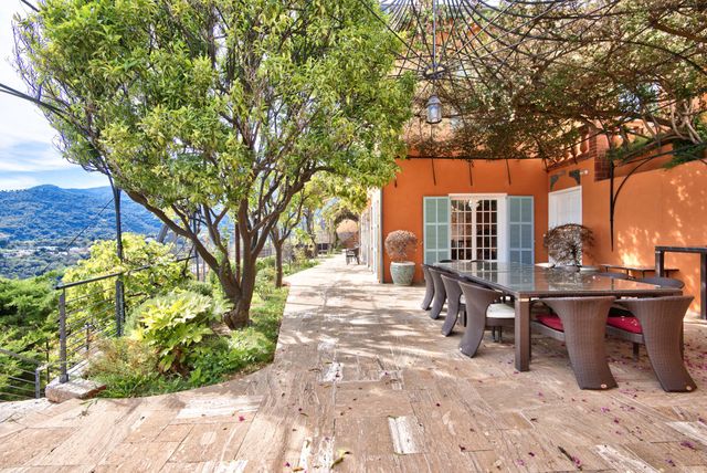 maison à vendre - 7 pièces - 335.0 m2 - MENTON - 06 - PROVENCE-ALPES-COTE-D-AZUR - Century 21 Lafage Transactions