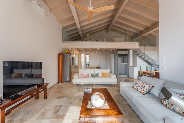 maison à vendre - 5 pièces - 200.0 m2 - VILLEFRANCHE SUR MER - 06 - PROVENCE-ALPES-COTE-D-AZUR - Century 21 Lafage Transactions