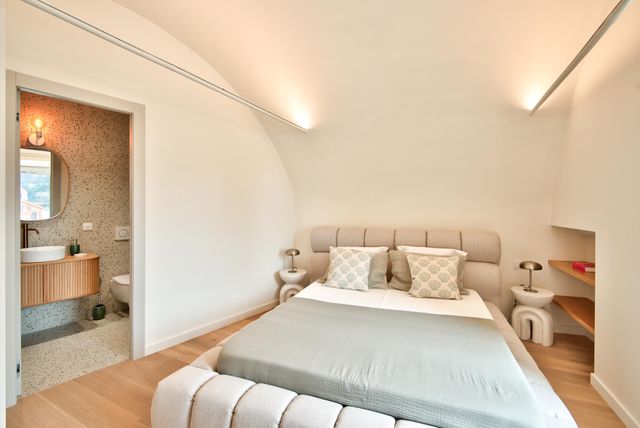 Appartement F3 à vendre - 3 pièces - 65.0 m2 - VILLEFRANCHE SUR MER - 06 - PROVENCE-ALPES-COTE-D-AZUR - Century 21 Lafage Transactions