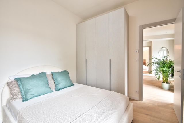 Appartement F3 à vendre - 3 pièces - 65.0 m2 - VILLEFRANCHE SUR MER - 06 - PROVENCE-ALPES-COTE-D-AZUR - Century 21 Lafage Transactions