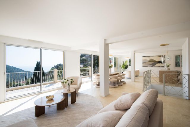 maison à vendre - 8 pièces - 236.0 m2 - LA TURBIE - 06 - PROVENCE-ALPES-COTE-D-AZUR - Century 21 Lafage Transactions