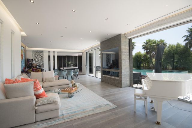 maison à vendre - 5 pièces - 256.0 m2 - ROQUEFORT LES PINS - 06 - PROVENCE-ALPES-COTE-D-AZUR - Century 21 Lafage Transactions